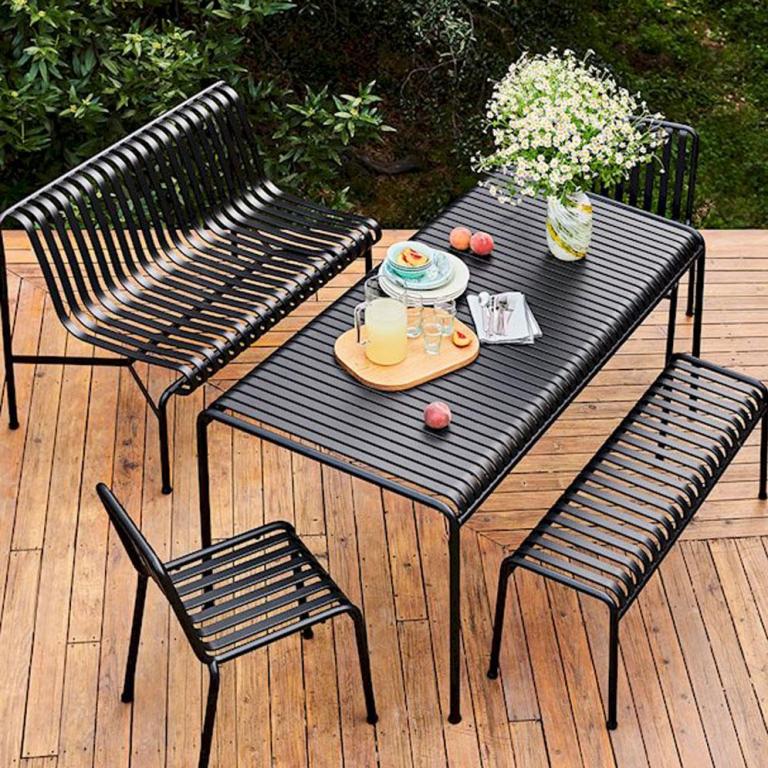 Palissade Dining table de Ronan & Erwan Bouroullec chez Icône Design